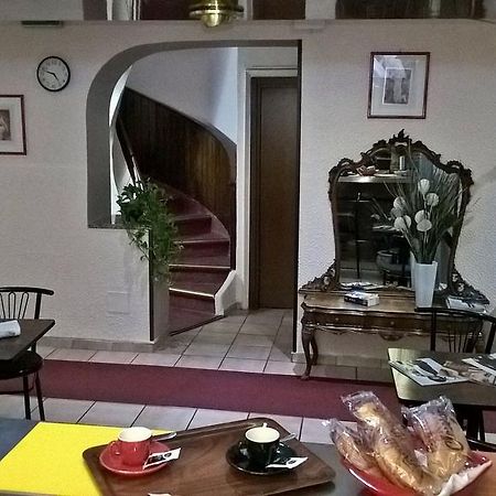 Hotel Del Sole Милано Екстериор снимка