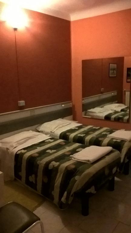Hotel Del Sole Милано Екстериор снимка