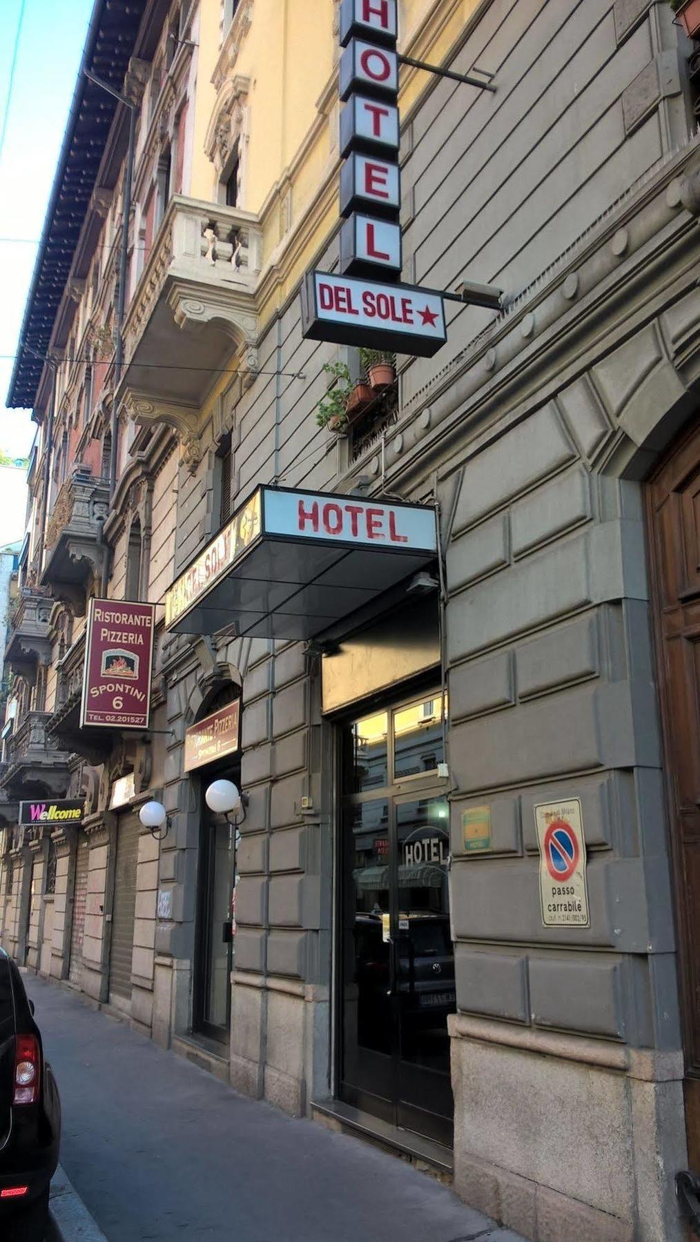 Hotel Del Sole Милано Екстериор снимка